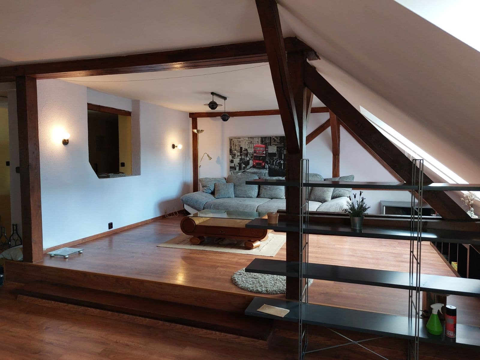 Prenájom bytu 4-izbový 145 m², Krátkého, Praha, Praha Prenájom bytu 4-izbový 145 m², Krátkého, Praha, Praha