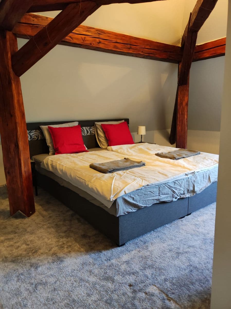 Prenájom bytu 1-izbový 70 m², Úzká, Nový Jáchymov, Středočeský kraj Prenájom bytu 1-izbový 70 m², Úzká, Nový Jáchymov, Středočeský kraj