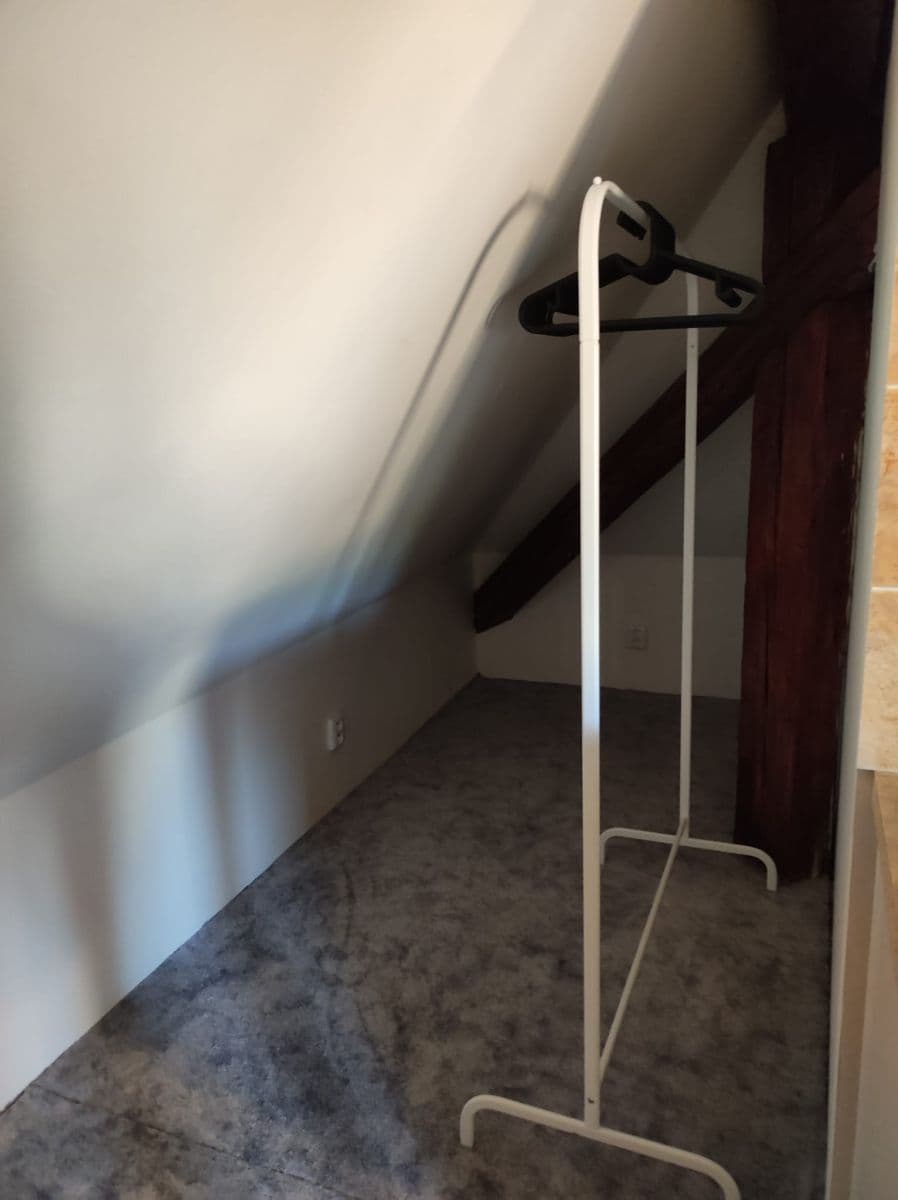 Prenájom bytu 1-izbový 70 m², Úzká, Nový Jáchymov, Středočeský kraj Prenájom bytu 1-izbový 70 m², Úzká, Nový Jáchymov, Středočeský kraj