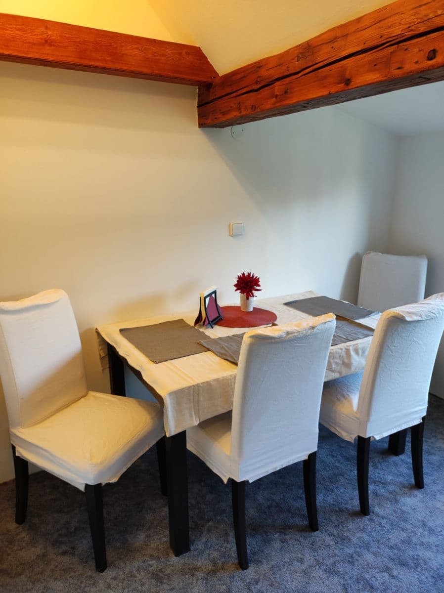 Prenájom bytu 1-izbový 70 m², Úzká, Nový Jáchymov, Středočeský kraj Prenájom bytu 1-izbový 70 m², Úzká, Nový Jáchymov, Středočeský kraj