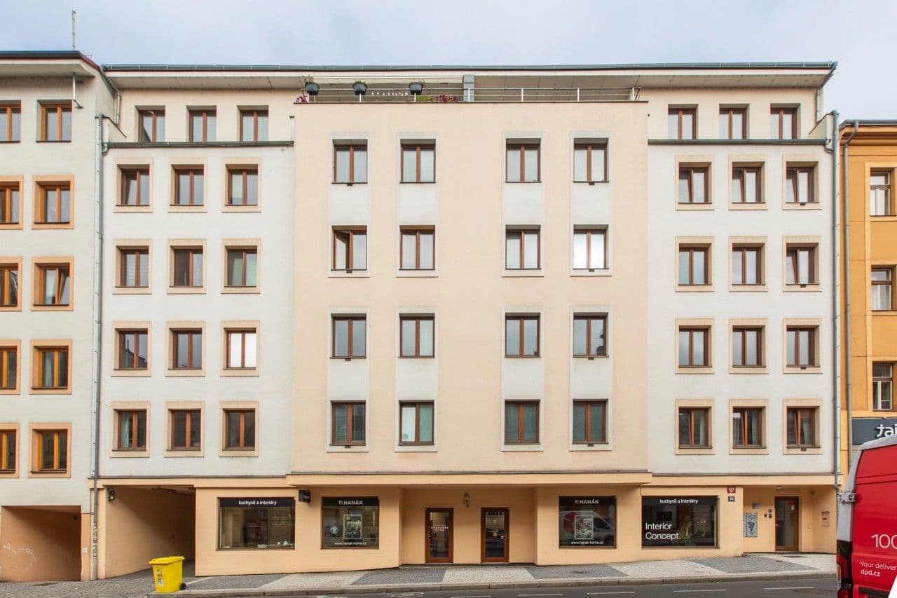 Prenájom bytu 2-izbový 43 m², Husitská, Praha, Praha Prenájom bytu 2-izbový 43 m², Husitská, Praha, Praha