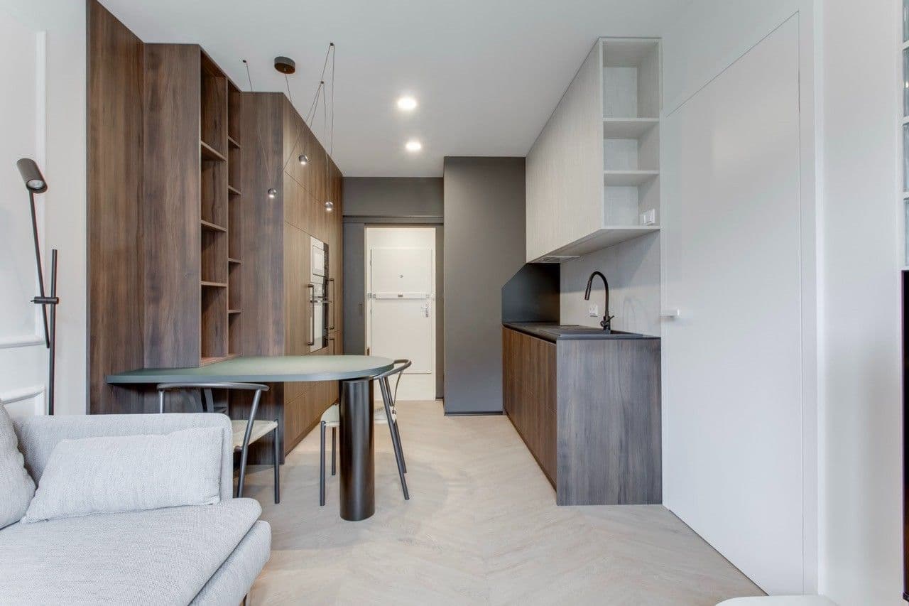 Prenájom bytu 2-izbový 43 m², Husitská, Praha, Praha Prenájom bytu 2-izbový 43 m², Husitská, Praha, Praha