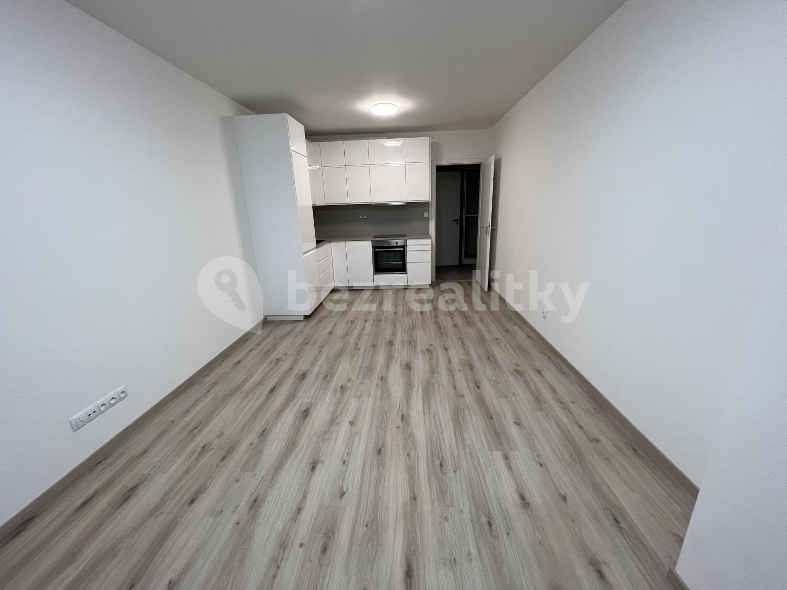 Prenájom bytu 1-izbový 32 m², Kovářská, Praha, Praha Prenájom bytu 1-izbový 32 m², Kovářská, Praha, Praha