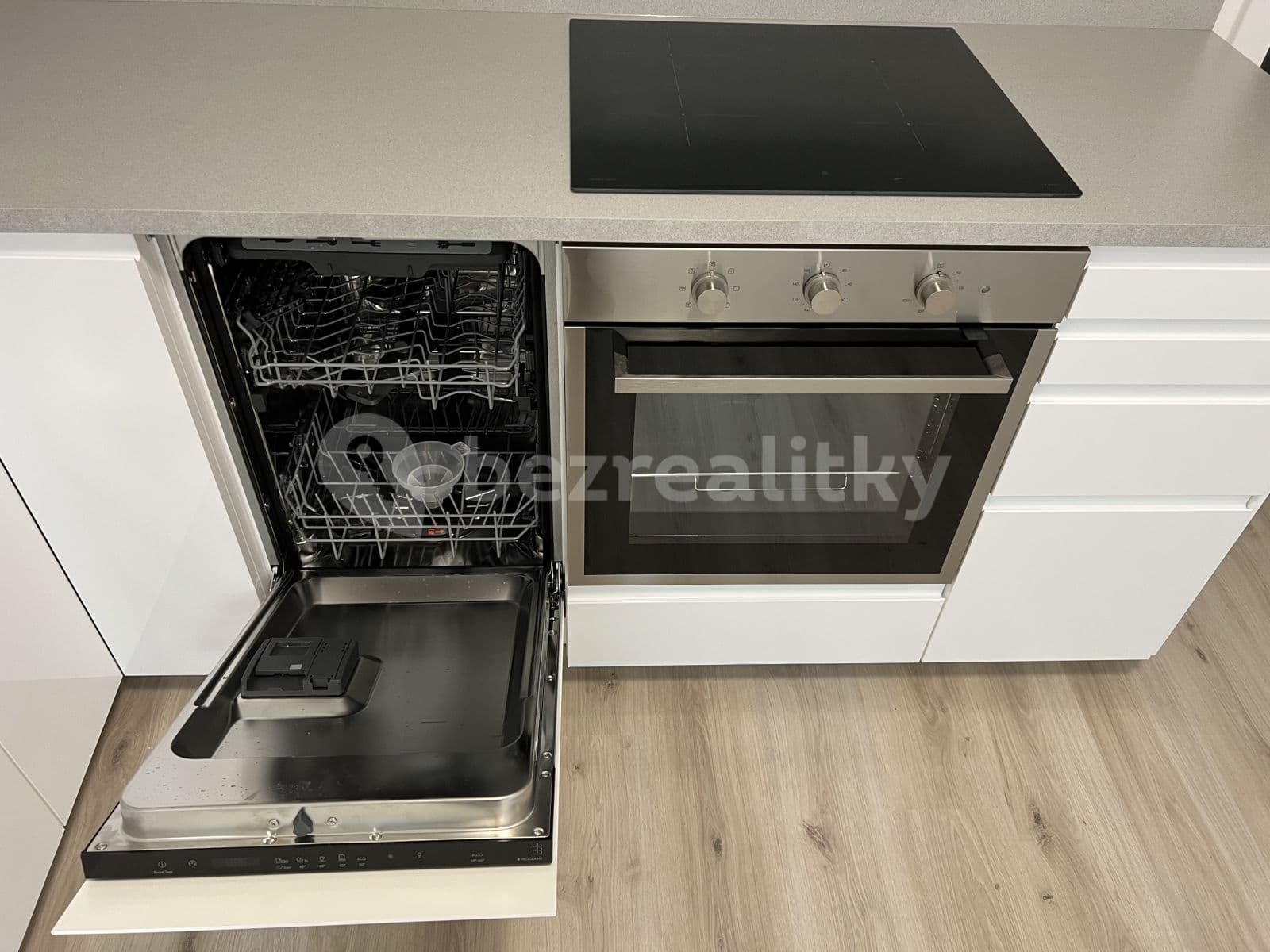 Prenájom bytu 1-izbový 32 m², Kovářská, Praha, Praha Prenájom bytu 1-izbový 32 m², Kovářská, Praha, Praha