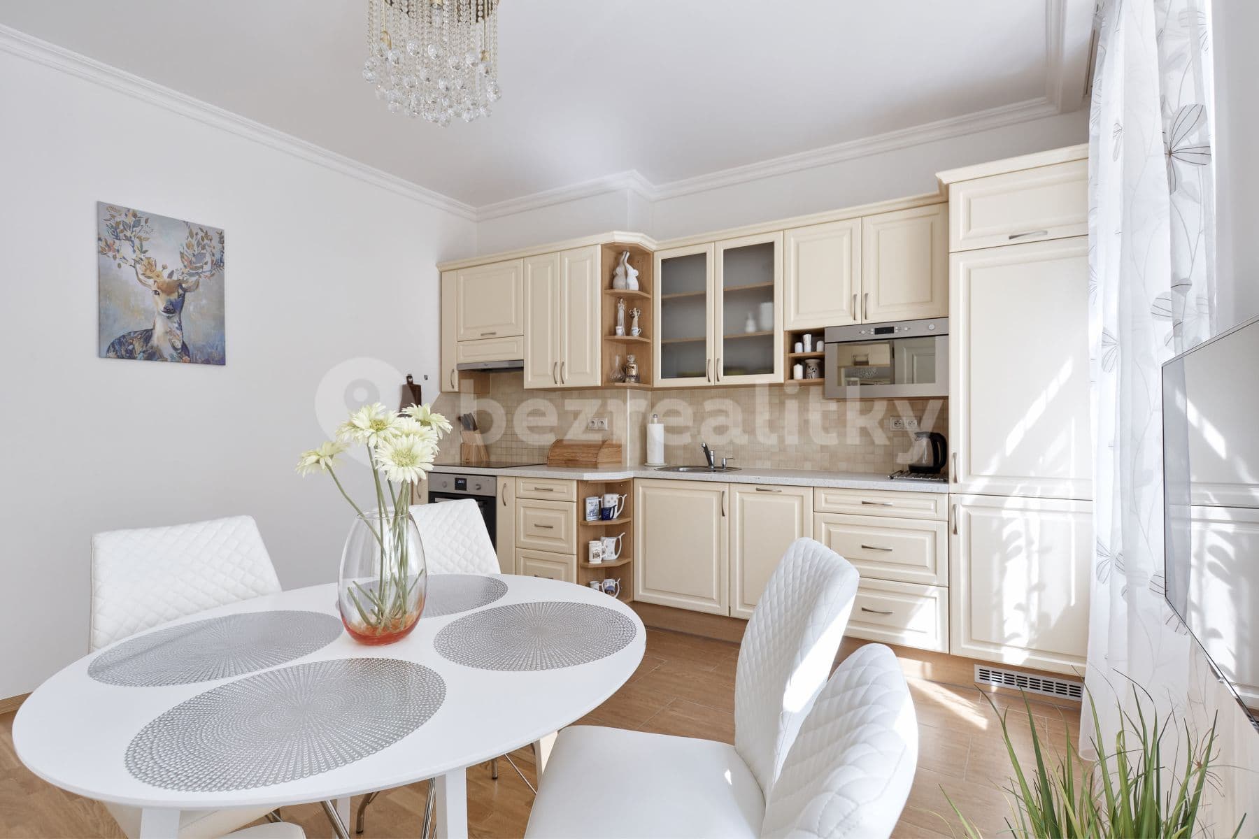 Prenájom bytu 3-izbový 71 m², Ondřejská, Karlovy Vary, Karlovarský kraj Prenájom bytu 3-izbový 71 m², Ondřejská, Karlovy Vary, Karlovarský kraj