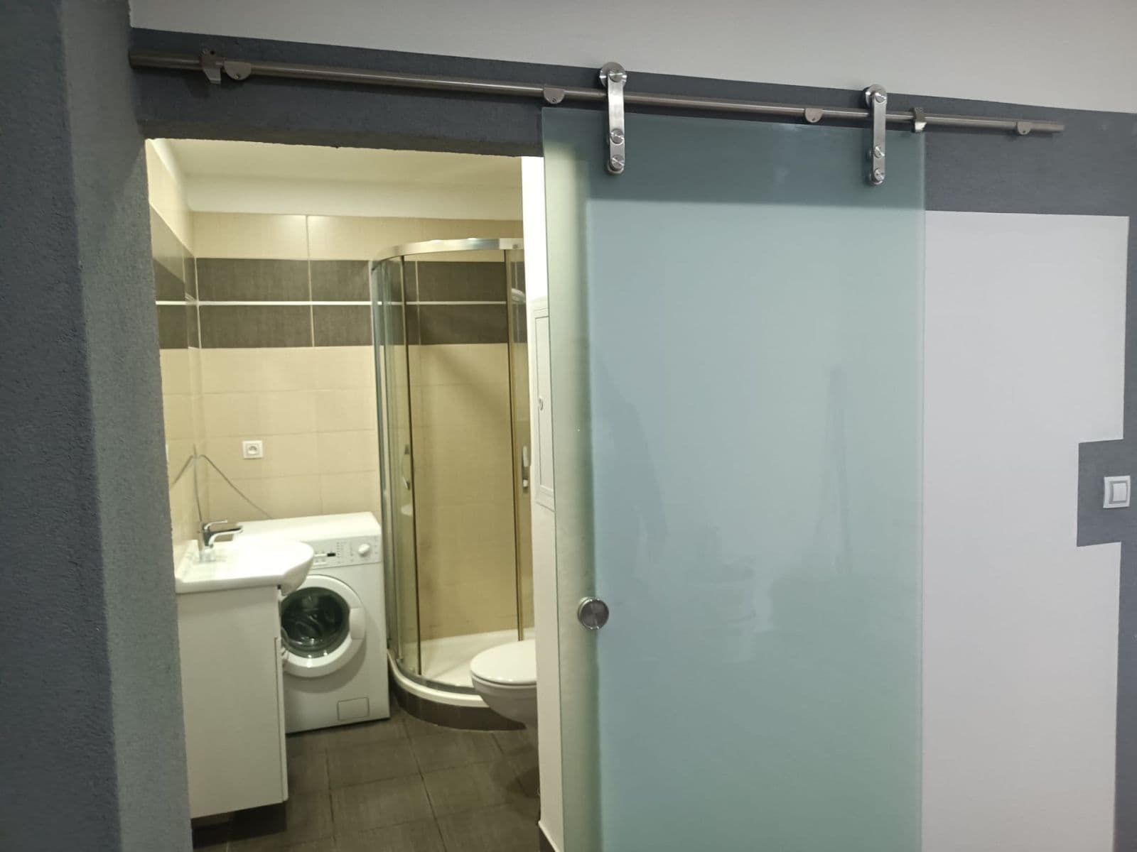 Prenájom bytu 2-izbový 56 m², Vrchlického, Karlovy Vary, Karlovarský kraj Prenájom bytu 2-izbový 56 m², Vrchlického, Karlovy Vary, Karlovarský kraj