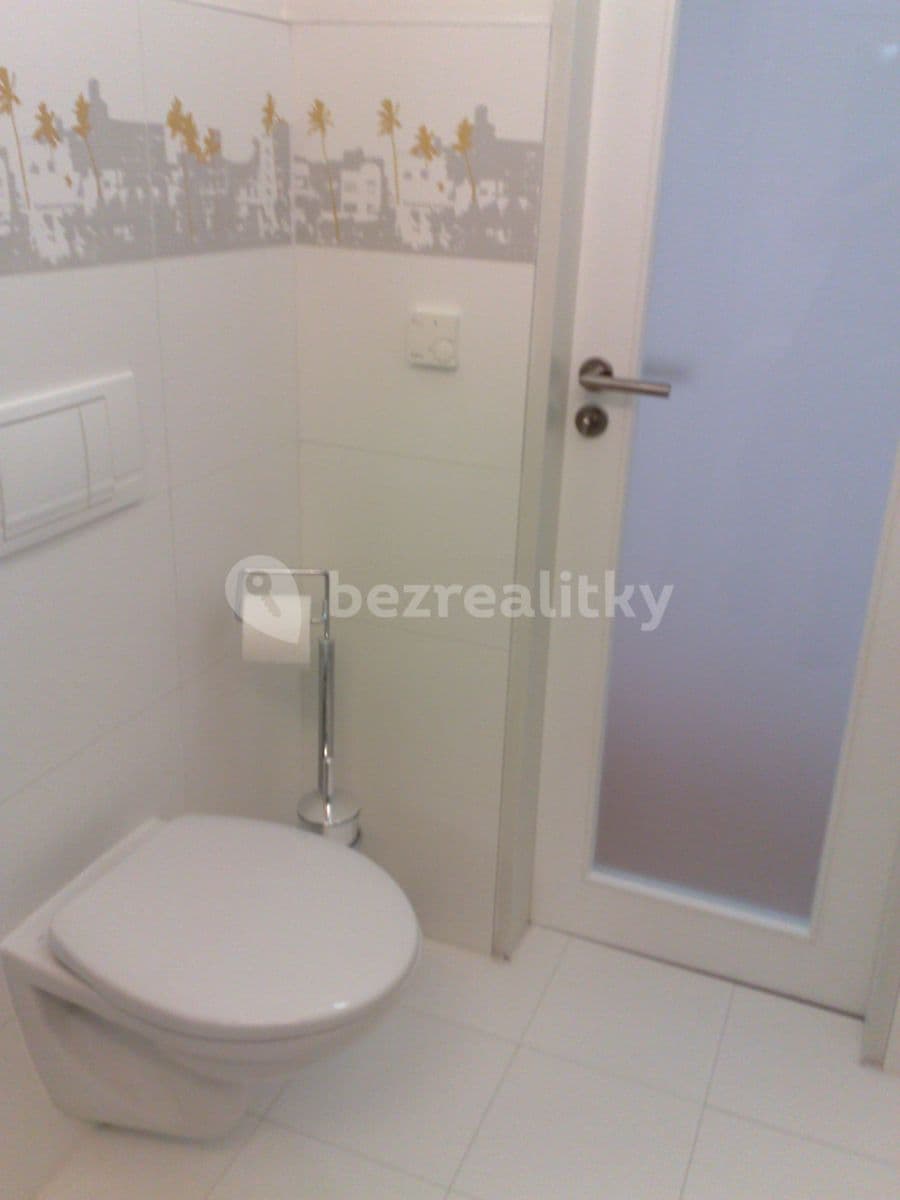 Prenájom bytu 2-izbový 45 m², Molákova, Praha, Praha Prenájom bytu 2-izbový 45 m², Molákova, Praha, Praha