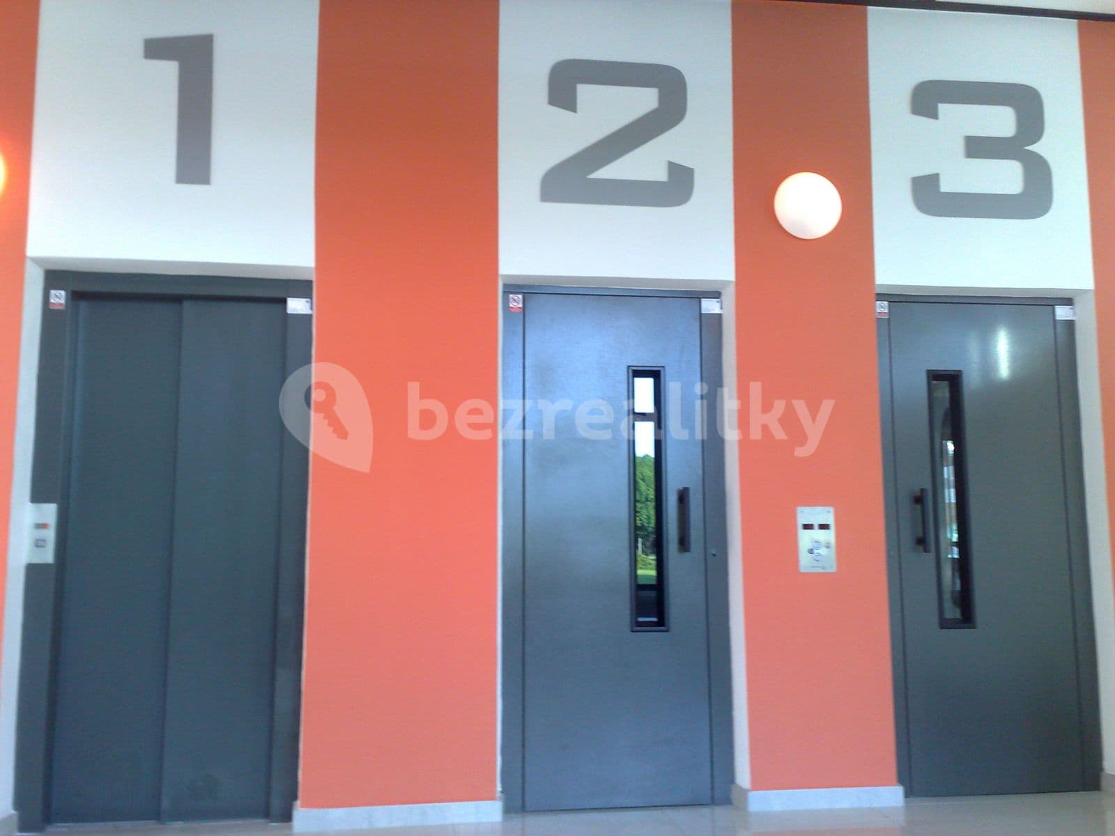 Prenájom bytu 2-izbový 45 m², Molákova, Praha, Praha Prenájom bytu 2-izbový 45 m², Molákova, Praha, Praha