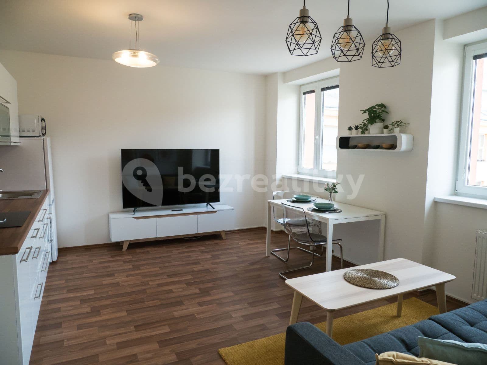 Prenájom bytu 2-izbový 43 m², Tkalcovská, Brno, Jihomoravský kraj Prenájom bytu 2-izbový 43 m², Tkalcovská, Brno, Jihomoravský kraj