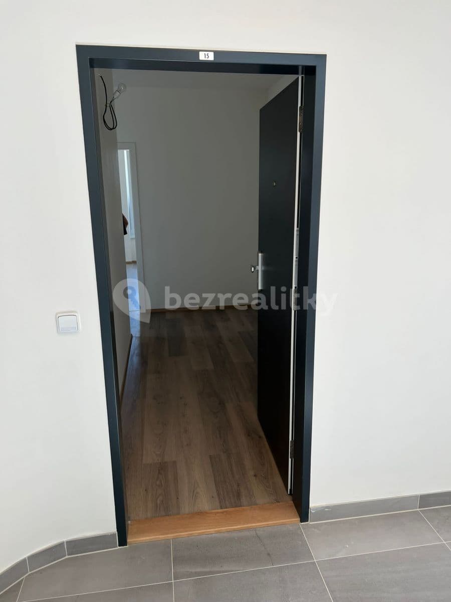 Prenájom bytu 2-izbový 47 m², U Spojů, Praha, Praha Prenájom bytu 2-izbový 47 m², U Spojů, Praha, Praha