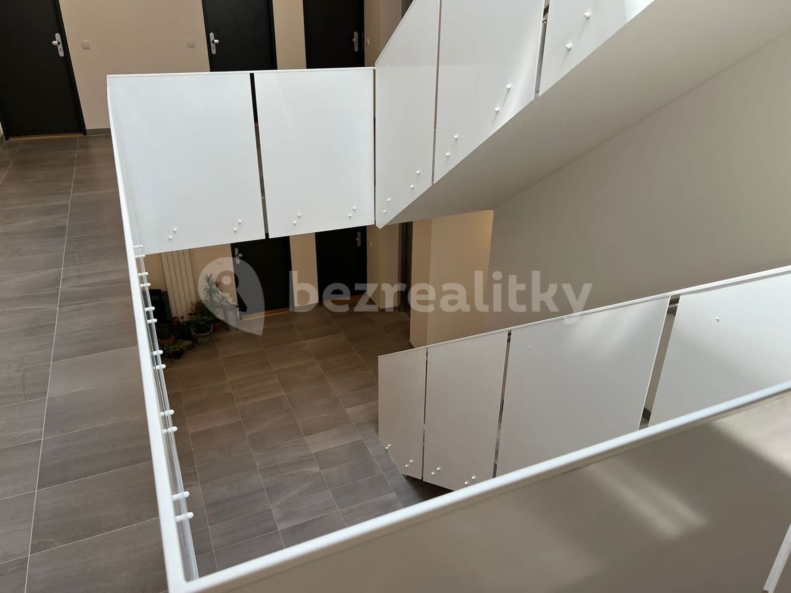 Prenájom bytu 2-izbový 47 m², U Spojů, Praha, Praha Prenájom bytu 2-izbový 47 m², U Spojů, Praha, Praha