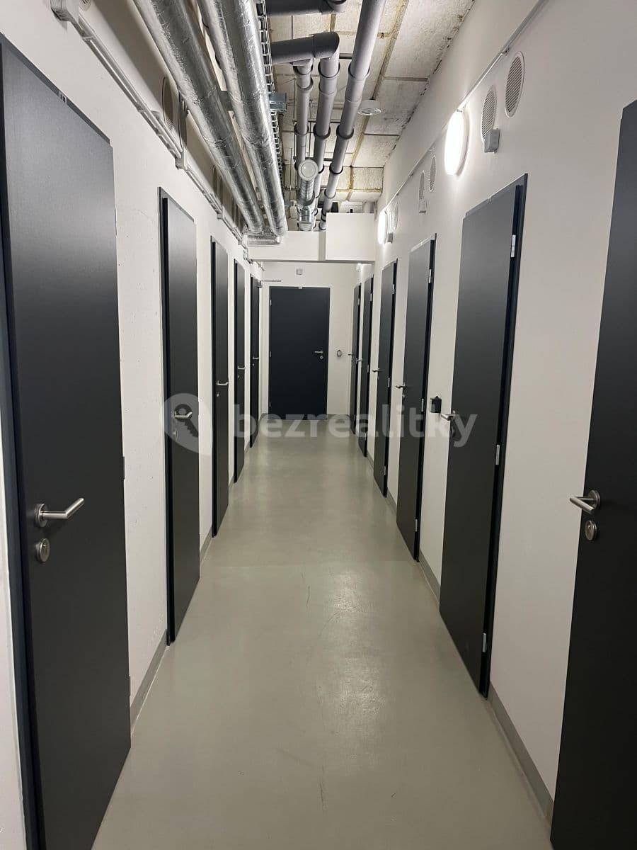 Prenájom bytu 2-izbový 47 m², U Spojů, Praha, Praha Prenájom bytu 2-izbový 47 m², U Spojů, Praha, Praha