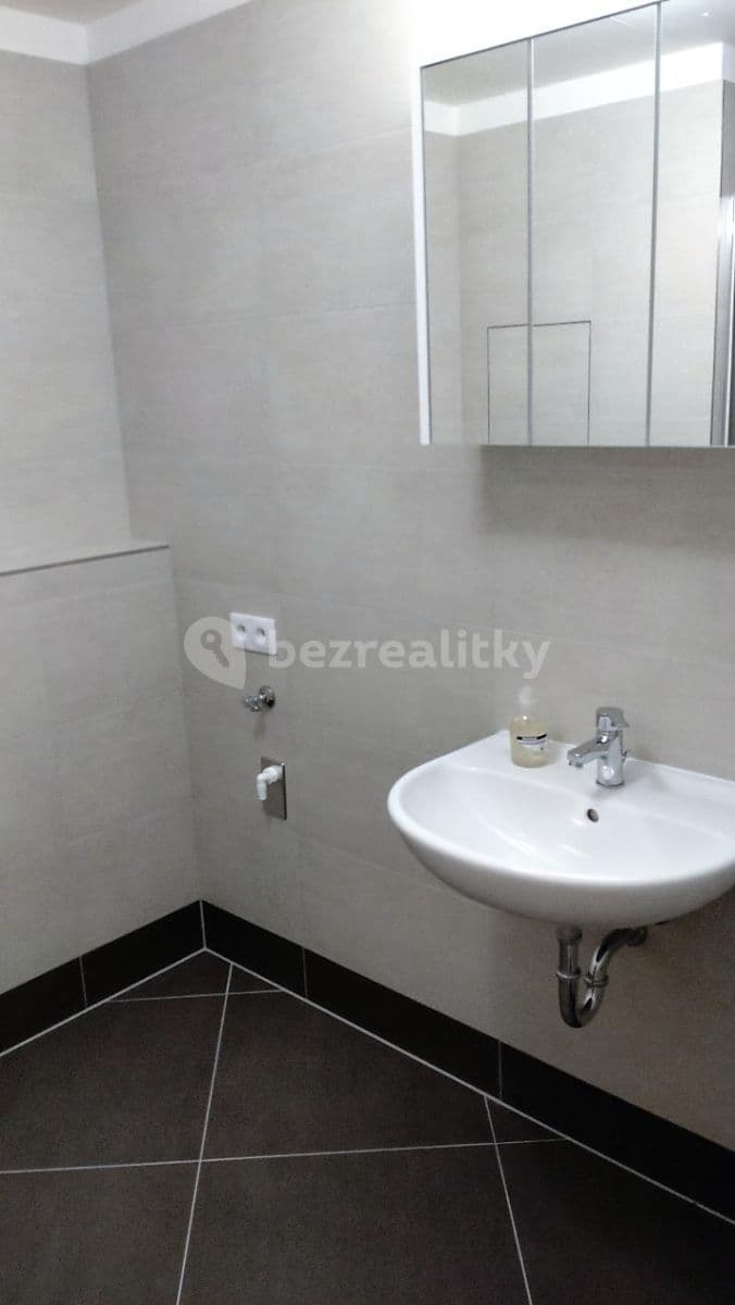 Prenájom bytu 2-izbový 51 m², K Metru, Praha, Praha Prenájom bytu 2-izbový 51 m², K Metru, Praha, Praha