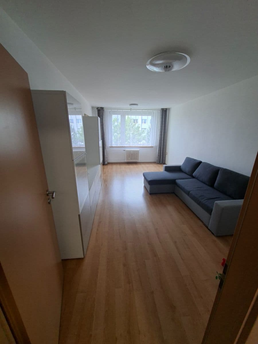 Prenájom bytu 3-izbový 71 m², Na Vyhaslém, Kladno, Středočeský kraj Prenájom bytu 3-izbový 71 m², Na Vyhaslém, Kladno, Středočeský kraj
