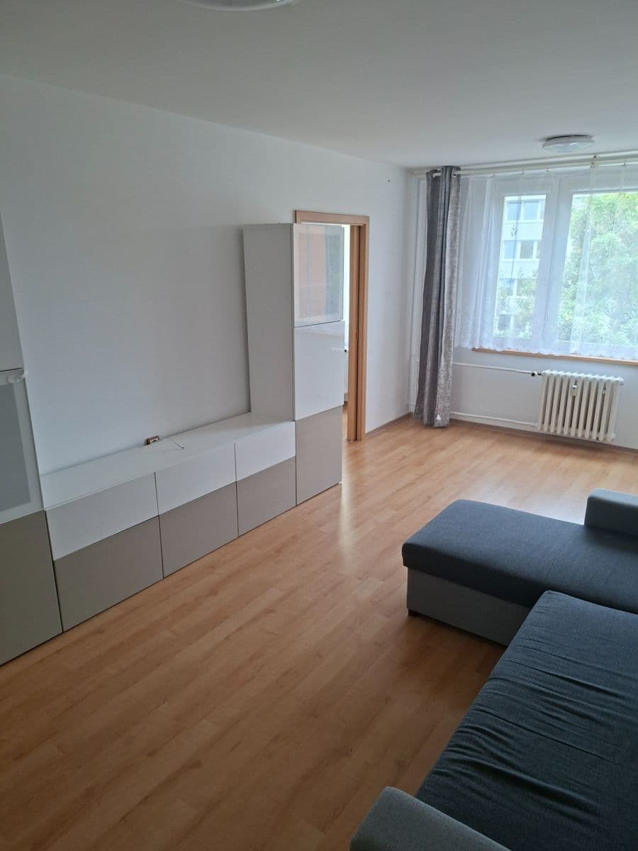 Prenájom bytu 3-izbový 71 m², Na Vyhaslém, Kladno, Středočeský kraj Prenájom bytu 3-izbový 71 m², Na Vyhaslém, Kladno, Středočeský kraj
