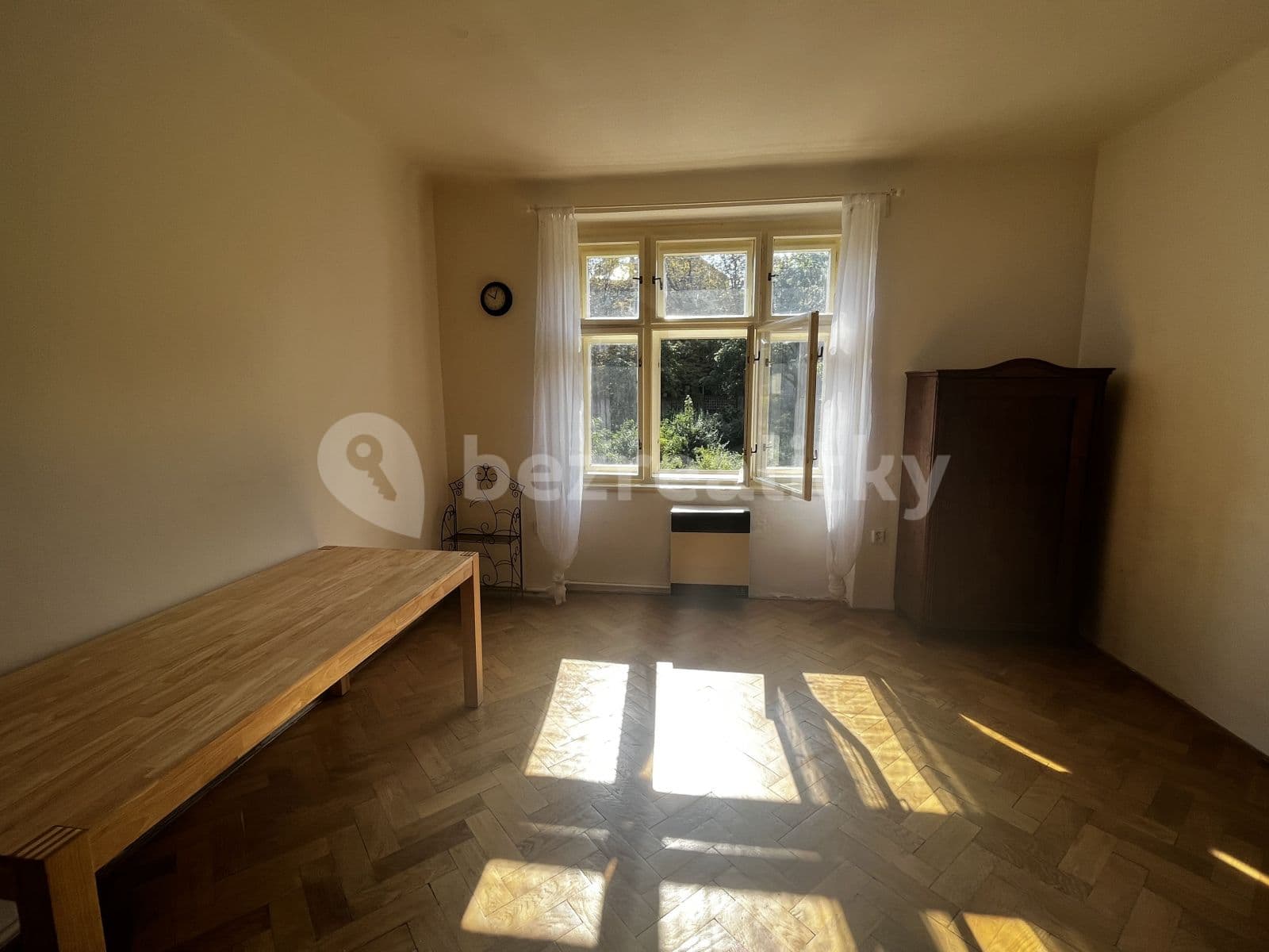 Prenájom bytu 2-izbový 58 m², Pod Sokolovnou, Praha, Praha Prenájom bytu 2-izbový 58 m², Pod Sokolovnou, Praha, Praha