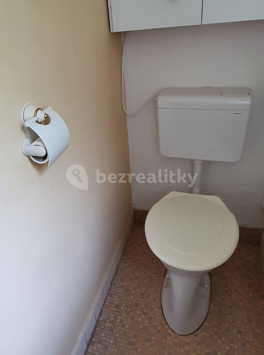 Prenájom bytu 4-izbový 125 m², Otínská, Praha, Praha Prenájom bytu 4-izbový 125 m², Otínská, Praha, Praha