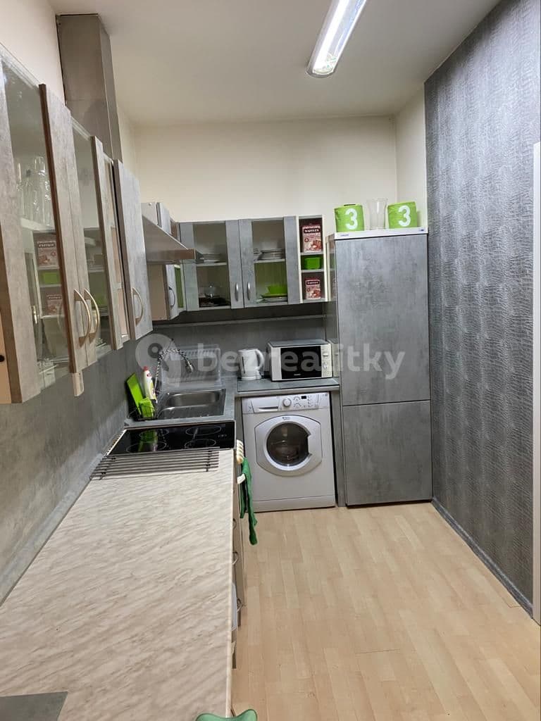 Prenájom bytu 3-izbový 80 m², Koterovská, Plzeň, Plzeňský kraj Prenájom bytu 3-izbový 80 m², Koterovská, Plzeň, Plzeňský kraj