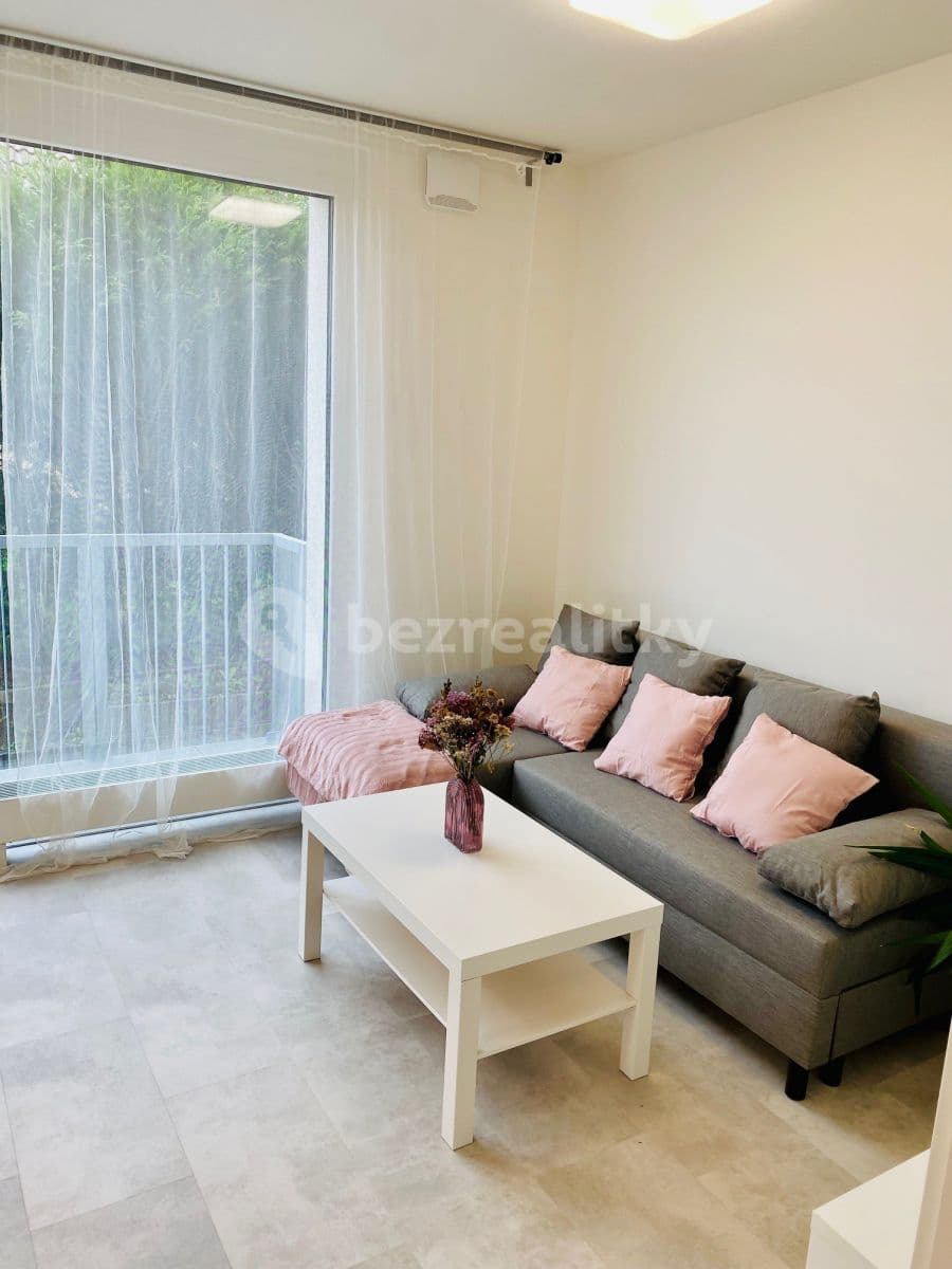 Prenájom bytu 2-izbový 45 m², Třešňová, Praha, Praha Prenájom bytu 2-izbový 45 m², Třešňová, Praha, Praha