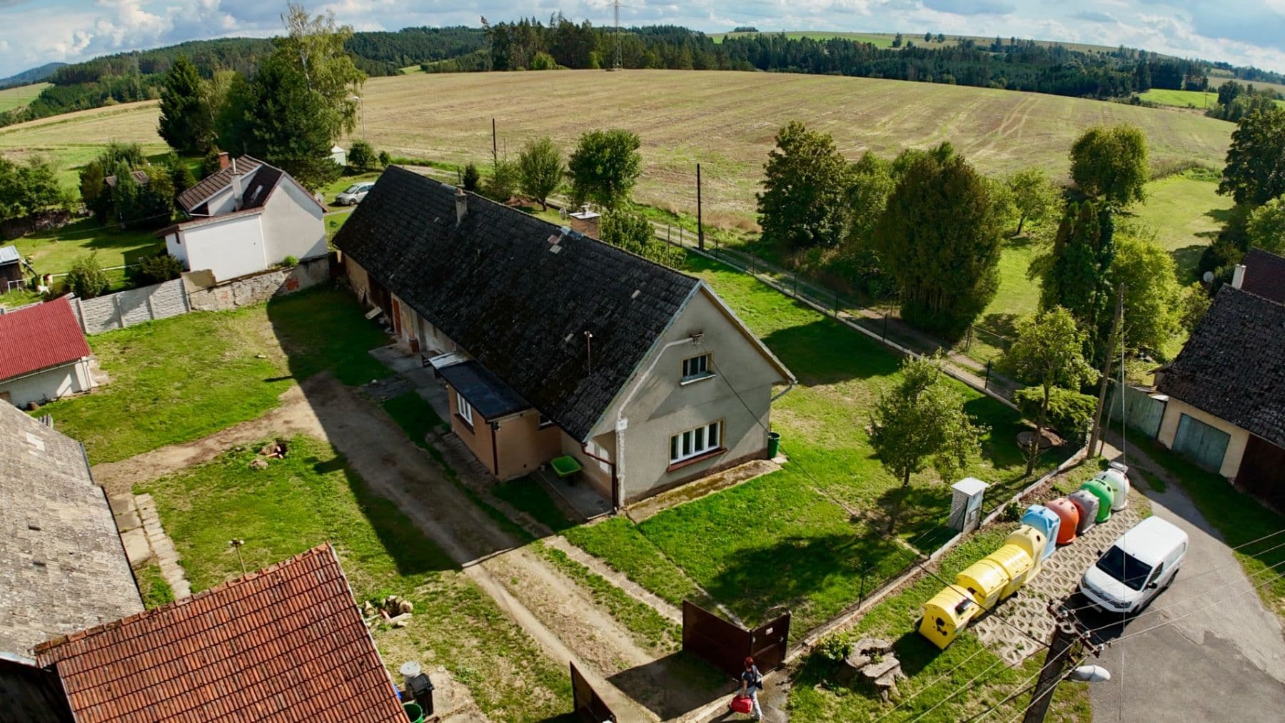 Prenájom domu 100 m², pozemek 1.400 m², Slověnice, Středočeský kraj Prenájom domu 100 m², pozemek 1.400 m², Slověnice, Středočeský kraj