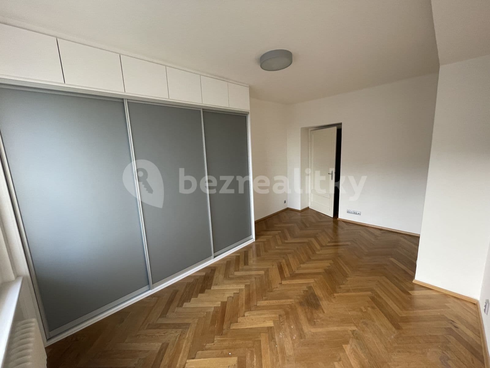 Prenájom bytu 2-izbový 74 m², Ondříčkova, Praha, Praha Prenájom bytu 2-izbový 74 m², Ondříčkova, Praha, Praha