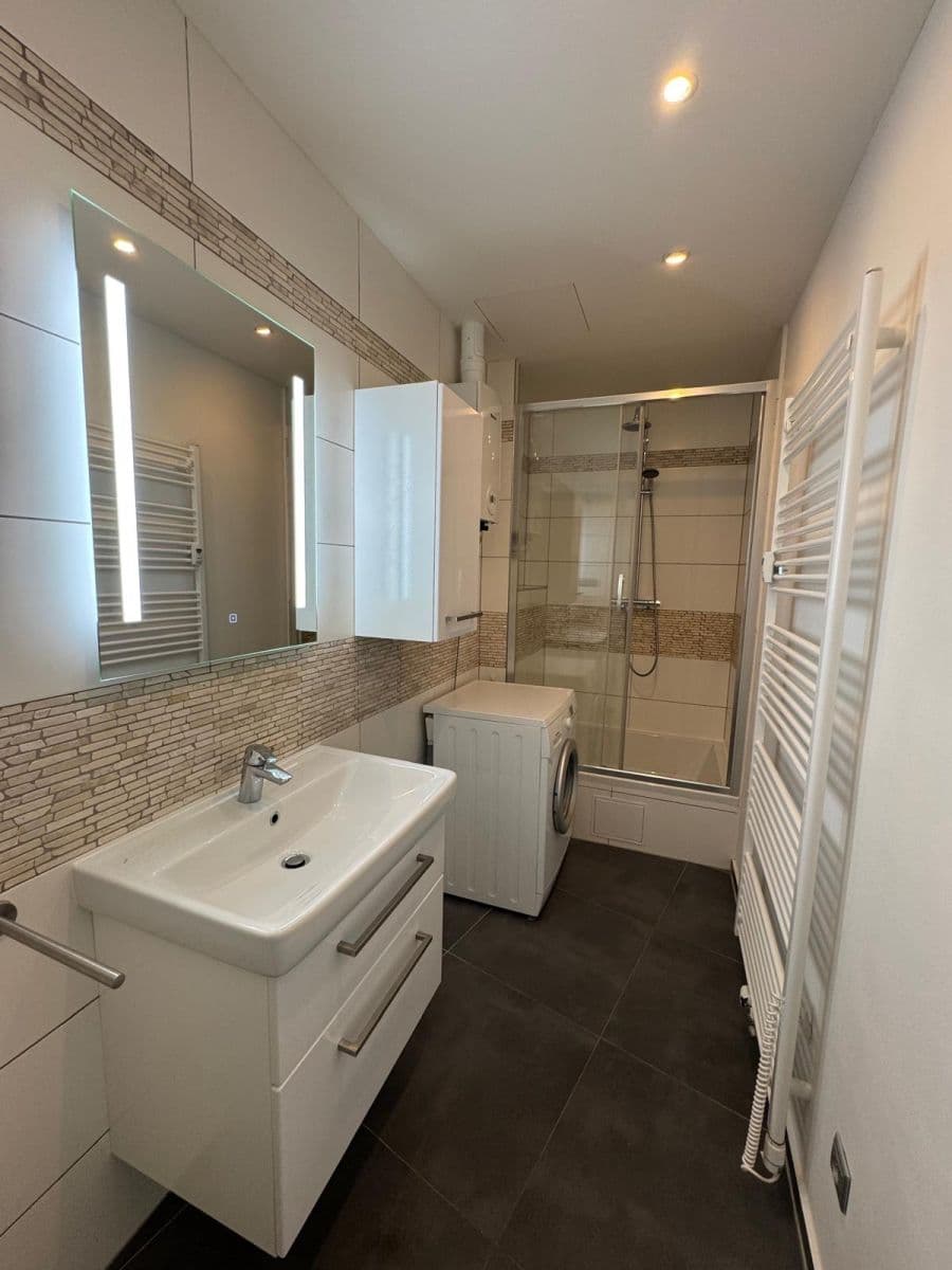 Prenájom bytu 2-izbový 74 m², Ondříčkova, Praha, Praha Prenájom bytu 2-izbový 74 m², Ondříčkova, Praha, Praha