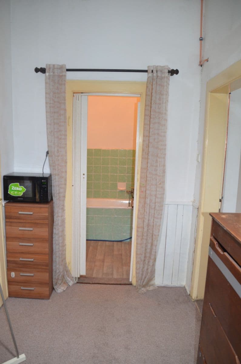 Prenájom bytu 1-izbový 35 m², Na Folimance, Praha, Praha Prenájom bytu 1-izbový 35 m², Na Folimance, Praha, Praha