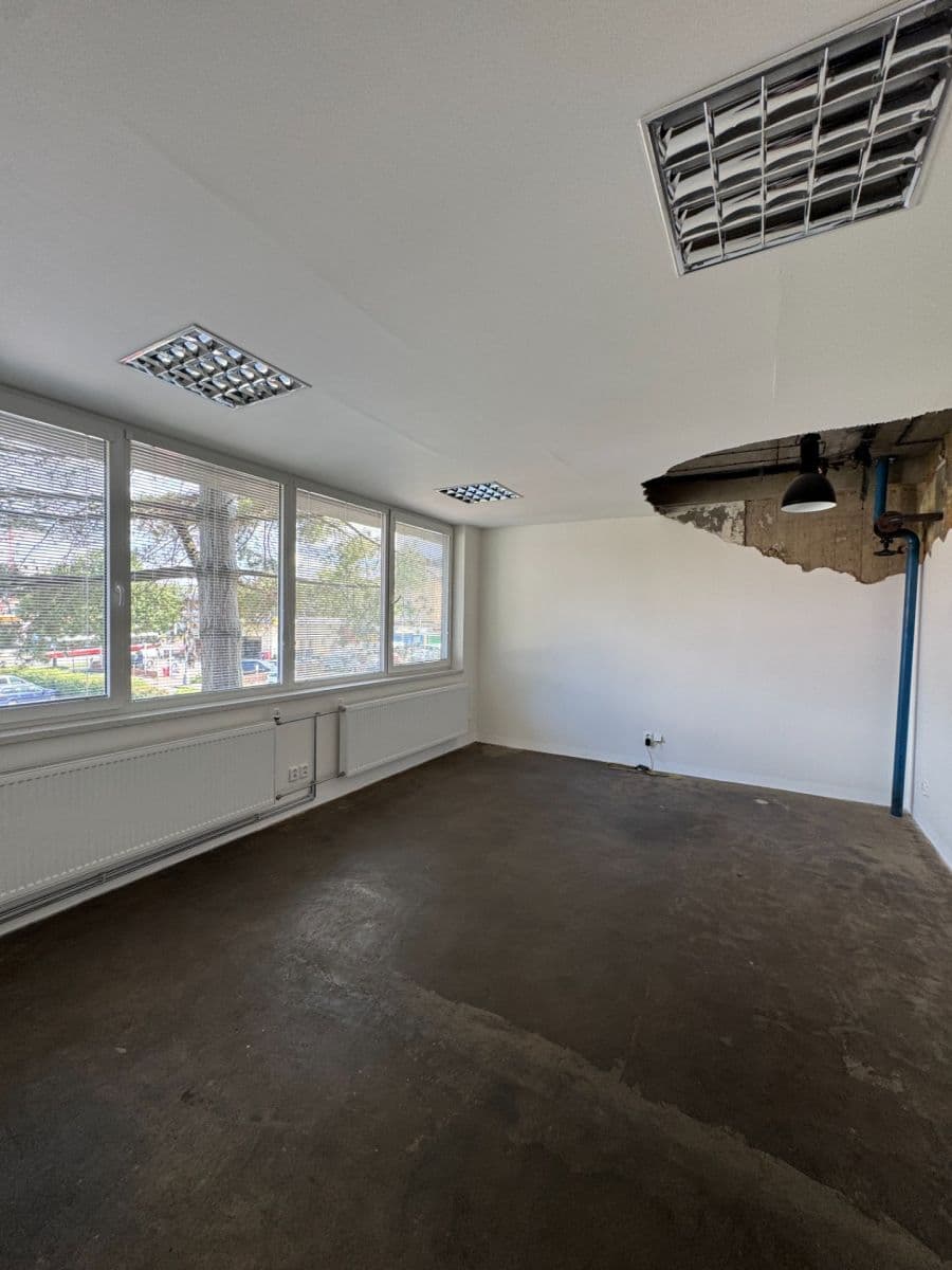 Prenájom kancelárie 55 m², Na Harfě, Praha, Praha Prenájom kancelárie 55 m², Na Harfě, Praha, Praha