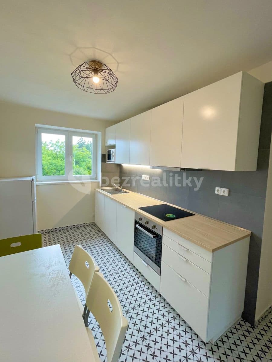 Prenájom bytu 2-izbový 51 m², Dašická, Pardubice, Pardubický kraj Prenájom bytu 2-izbový 51 m², Dašická, Pardubice, Pardubický kraj