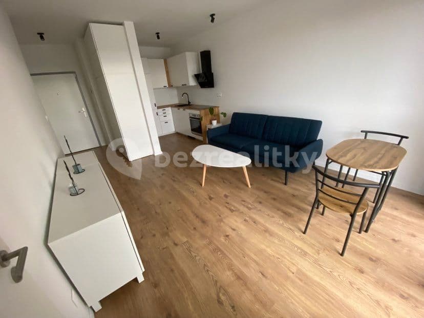 Prenájom bytu 2-izbový 42 m², Ružinov, Bratislavský kraj Prenájom bytu 2-izbový 42 m², Ružinov, Bratislavský kraj