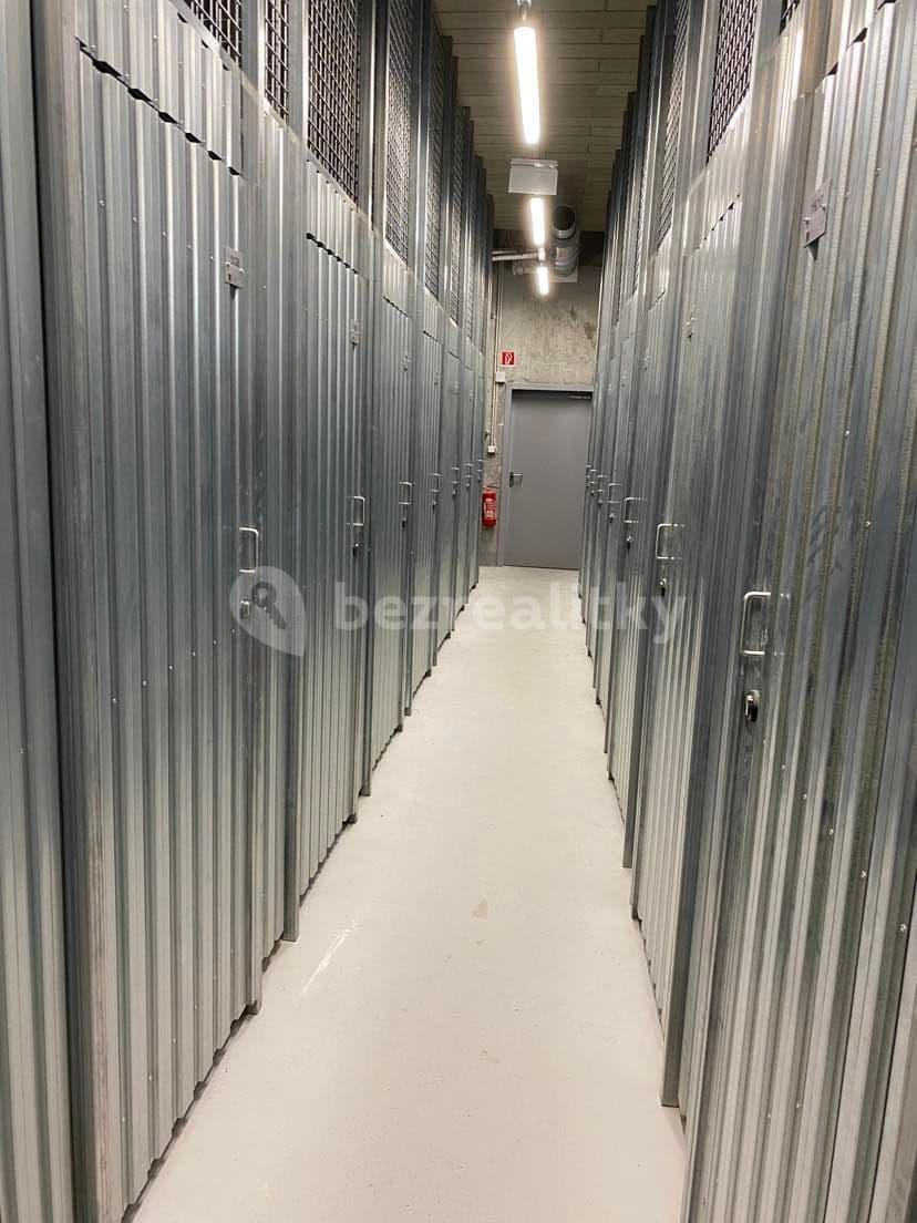 Prenájom bytu 2-izbový 42 m², Ružinov, Bratislavský kraj Prenájom bytu 2-izbový 42 m², Ružinov, Bratislavský kraj