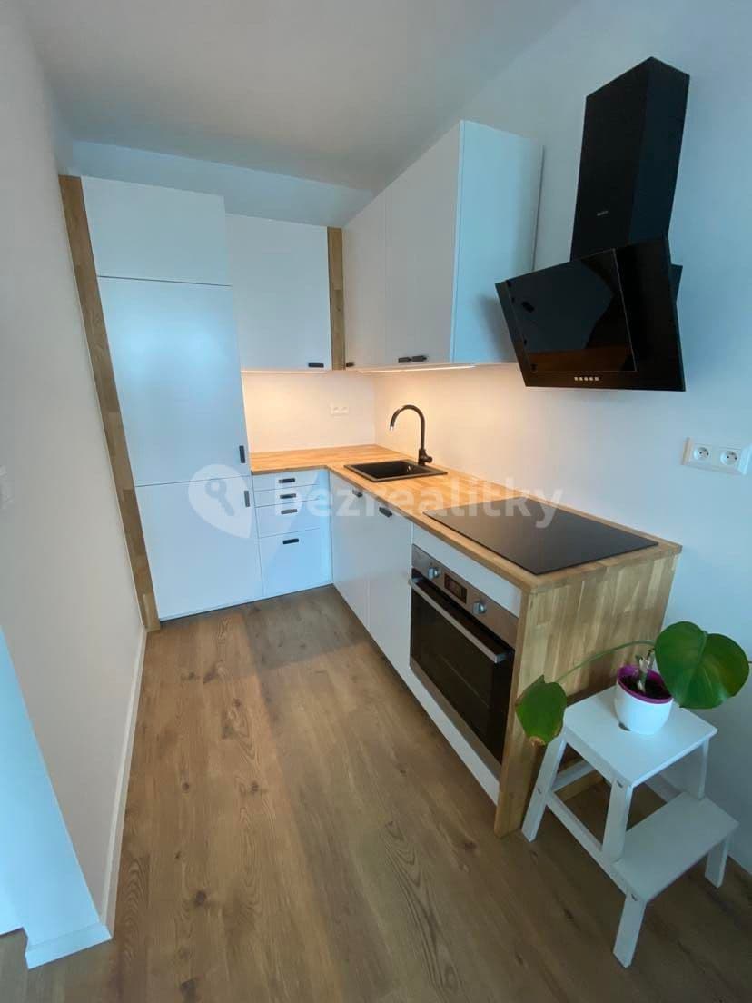 Prenájom bytu 2-izbový 42 m², Ružinov, Bratislavský kraj Prenájom bytu 2-izbový 42 m², Ružinov, Bratislavský kraj
