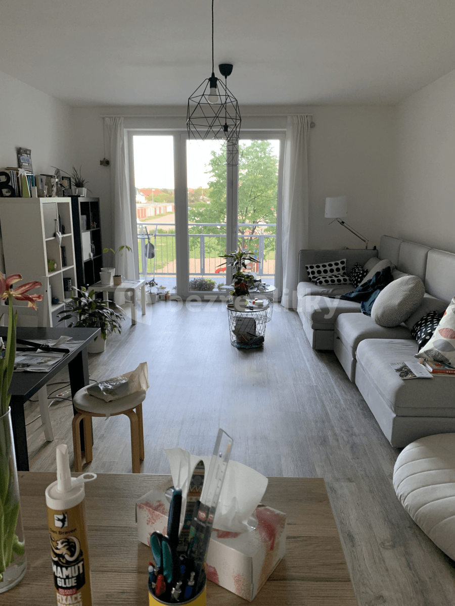 Prenájom bytu 3-izbový 85 m², Štefánikova, Kralupy nad Vltavou, Středočeský kraj Prenájom bytu 3-izbový 85 m², Štefánikova, Kralupy nad Vltavou, Středočeský kraj