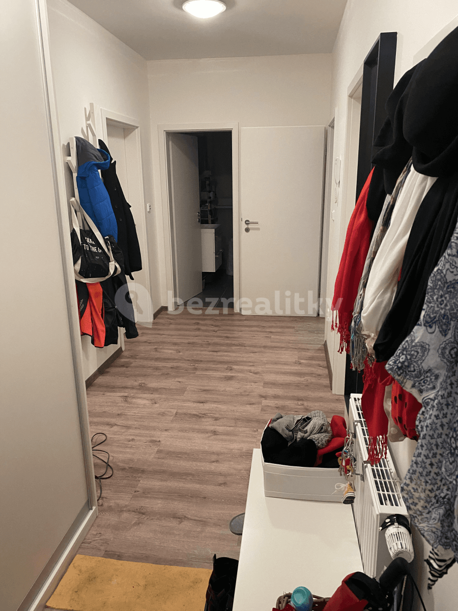 Prenájom bytu 3-izbový 85 m², Štefánikova, Kralupy nad Vltavou, Středočeský kraj Prenájom bytu 3-izbový 85 m², Štefánikova, Kralupy nad Vltavou, Středočeský kraj