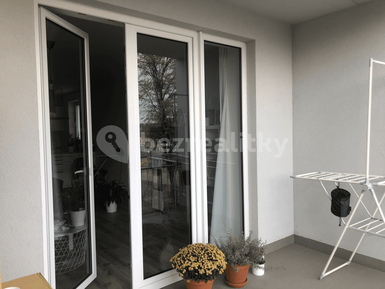 Prenájom bytu 3-izbový 85 m², Štefánikova, Kralupy nad Vltavou, Středočeský kraj Prenájom bytu 3-izbový 85 m², Štefánikova, Kralupy nad Vltavou, Středočeský kraj