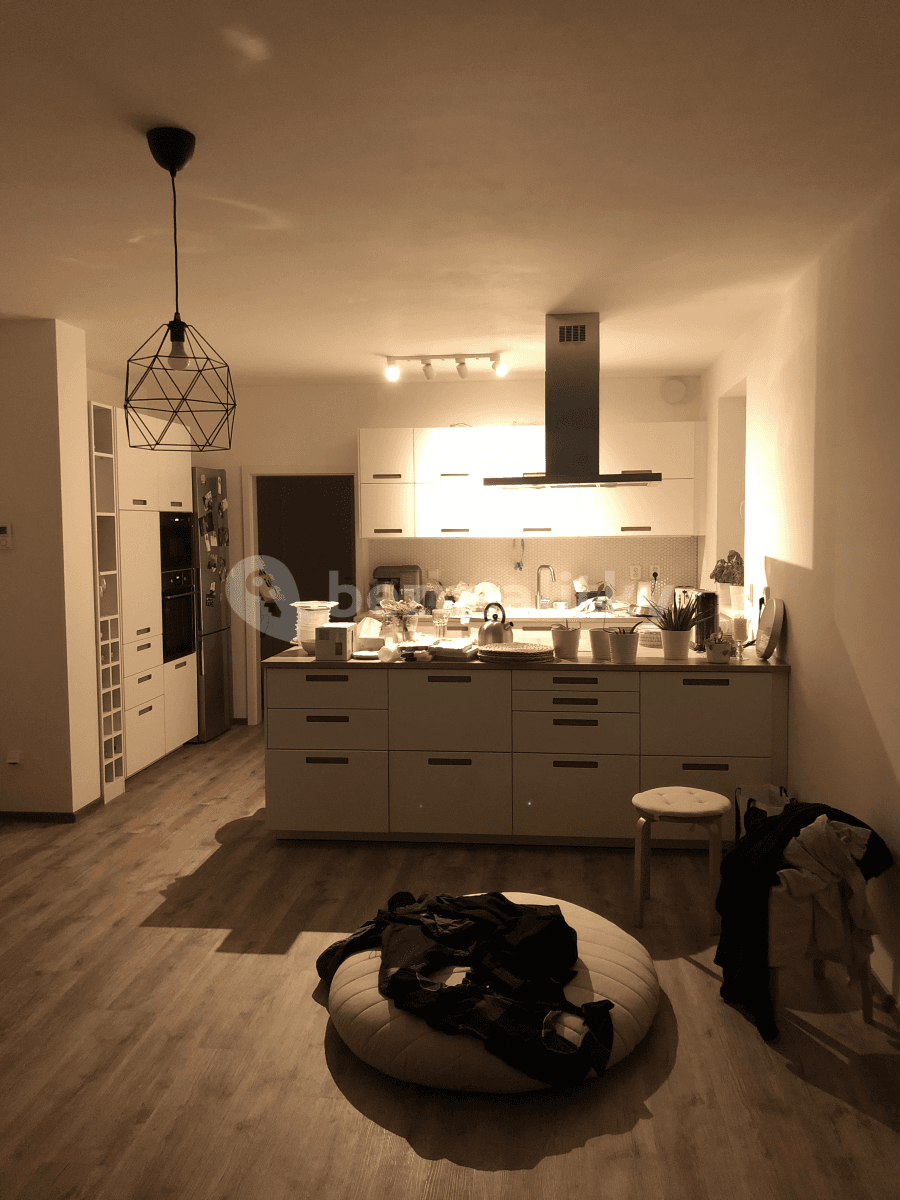 Prenájom bytu 3-izbový 85 m², Štefánikova, Kralupy nad Vltavou, Středočeský kraj Prenájom bytu 3-izbový 85 m², Štefánikova, Kralupy nad Vltavou, Středočeský kraj