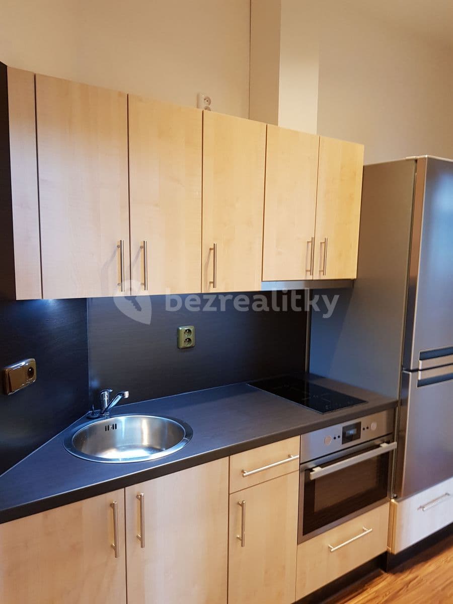 Prenájom bytu 2-izbový 40 m², U Vinohradské nemocnice, Praha, Praha Prenájom bytu 2-izbový 40 m², U Vinohradské nemocnice, Praha, Praha