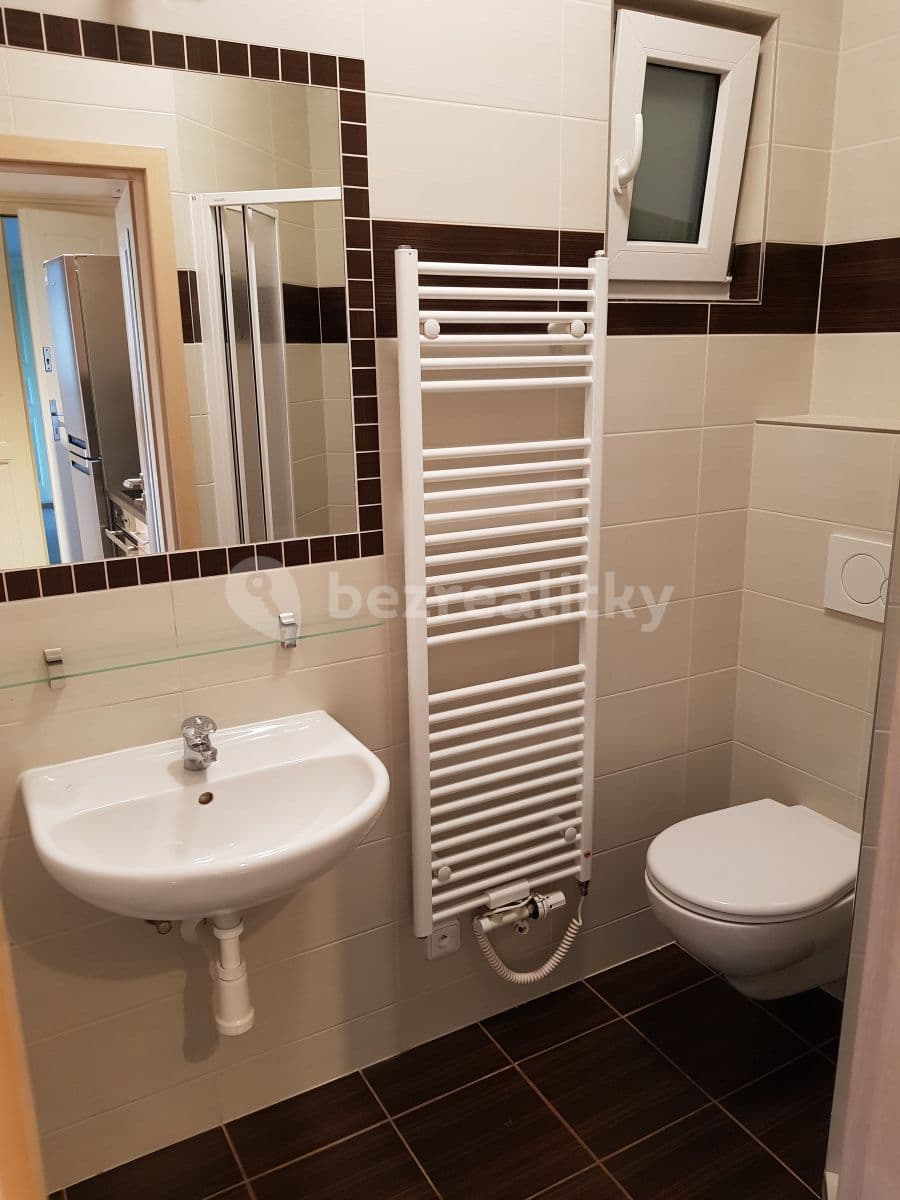 Prenájom bytu 2-izbový 40 m², U Vinohradské nemocnice, Praha, Praha Prenájom bytu 2-izbový 40 m², U Vinohradské nemocnice, Praha, Praha
