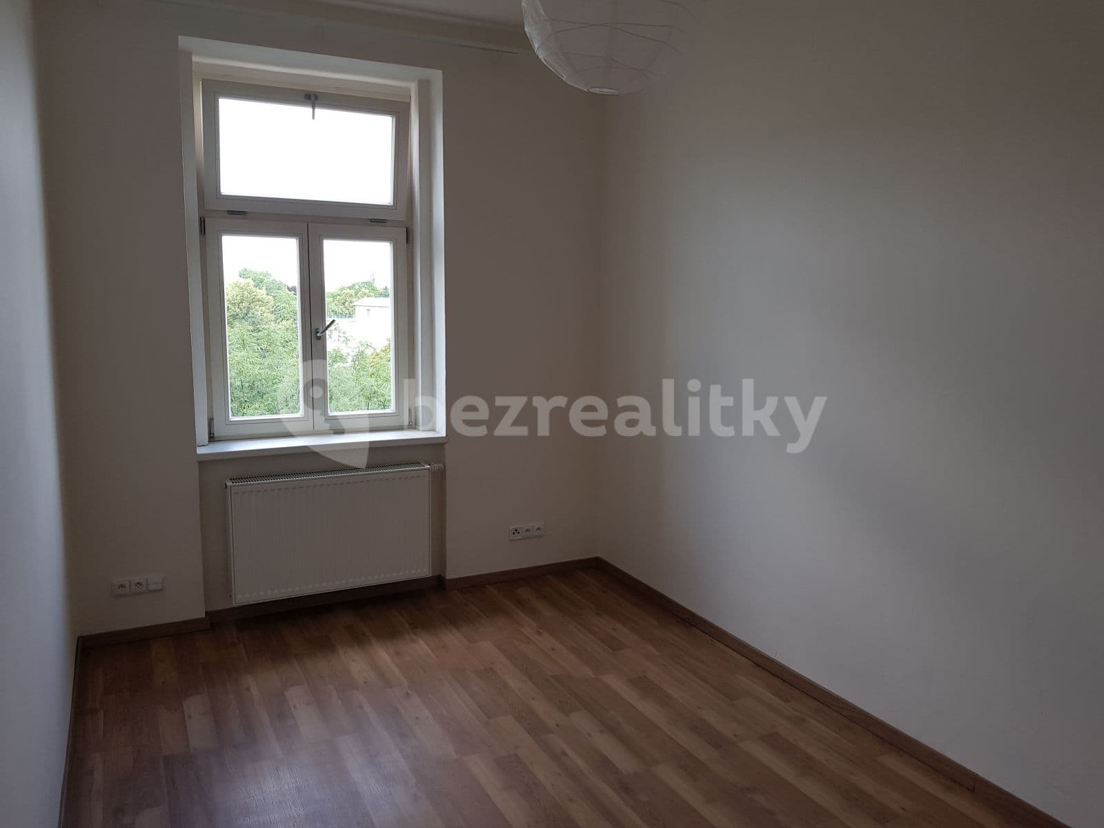 Prenájom bytu 2-izbový 40 m², U Vinohradské nemocnice, Praha, Praha Prenájom bytu 2-izbový 40 m², U Vinohradské nemocnice, Praha, Praha