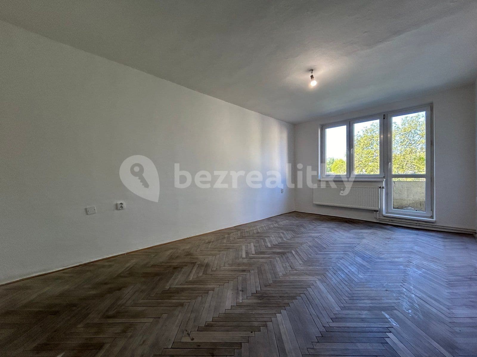 Prenájom bytu 3-izbový 63 m², Spojenců, Orlová, Moravskoslezský kraj