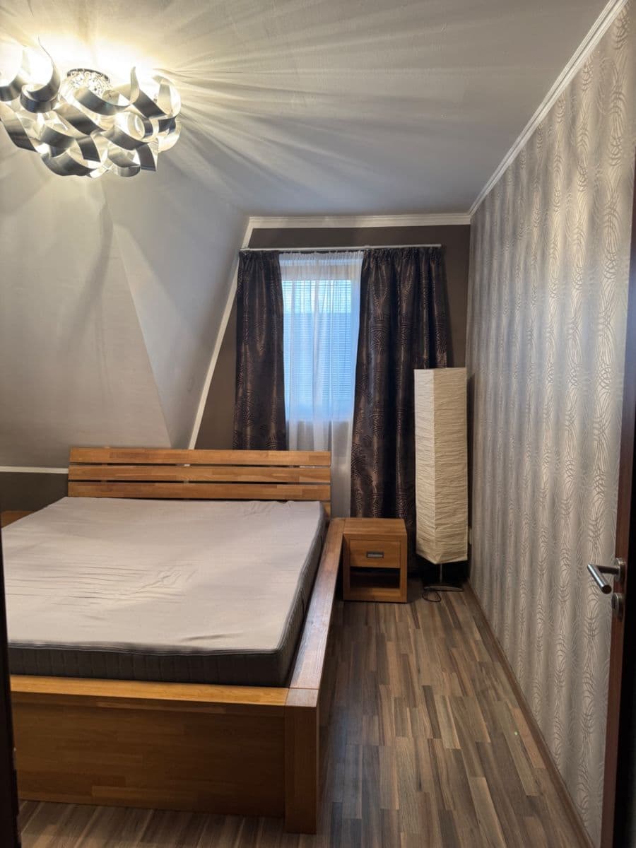 Prenájom domu 119 m², pozemok 455 m², Průběžná, Nupaky, Středočeský kraj Prenájom domu 119 m², pozemok 455 m², Průběžná, Nupaky, Středočeský kraj