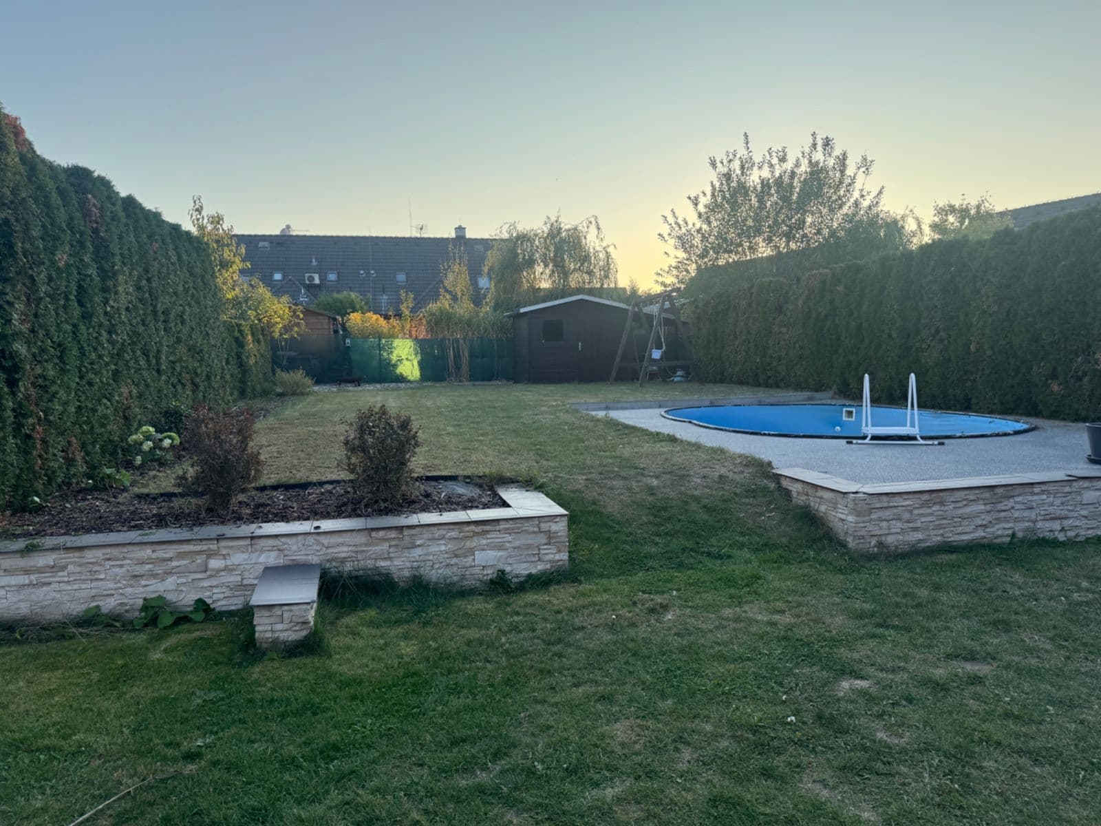 Prenájom domu 119 m², pozemok 455 m², Průběžná, Nupaky, Středočeský kraj Prenájom domu 119 m², pozemok 455 m², Průběžná, Nupaky, Středočeský kraj