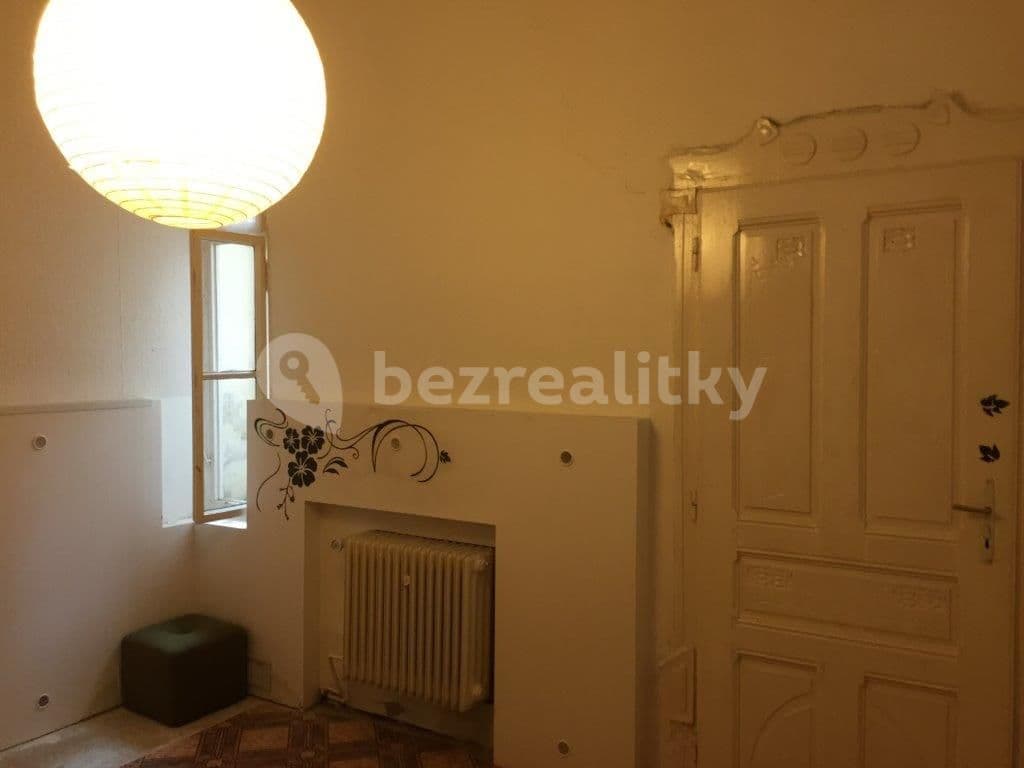 Prenájom bytu 4-izbový 100 m², Bratislavská, Brno, Jihomoravský kraj Prenájom bytu 4-izbový 100 m², Bratislavská, Brno, Jihomoravský kraj