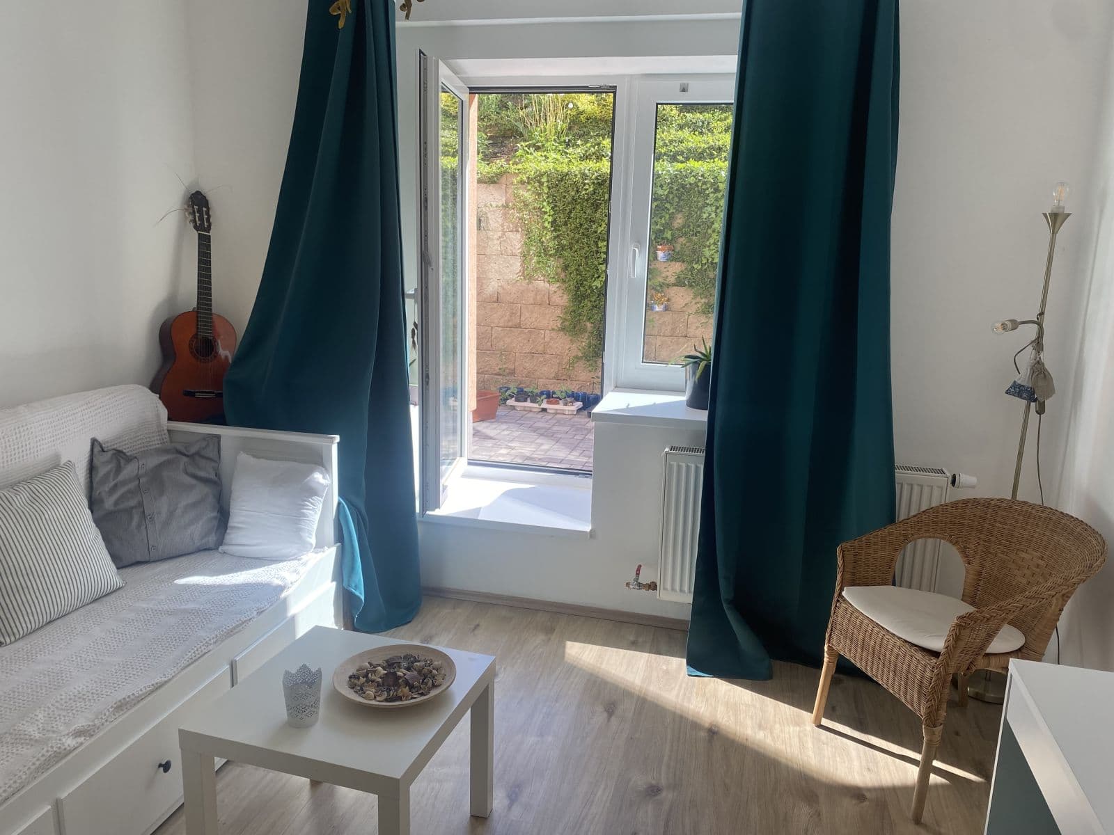 Prenájom bytu 1-izbový 28 m², Buštěhradská, Praha, Praha Prenájom bytu 1-izbový 28 m², Buštěhradská, Praha, Praha