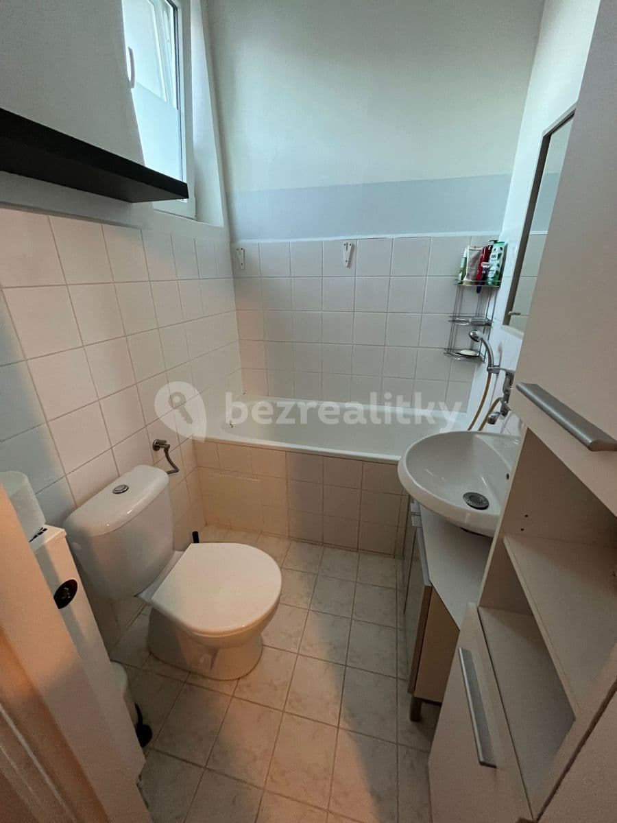 Prenájom bytu 2-izbový 58 m², Palackého třída, Brno, Jihomoravský kraj Prenájom bytu 2-izbový 58 m², Palackého třída, Brno, Jihomoravský kraj