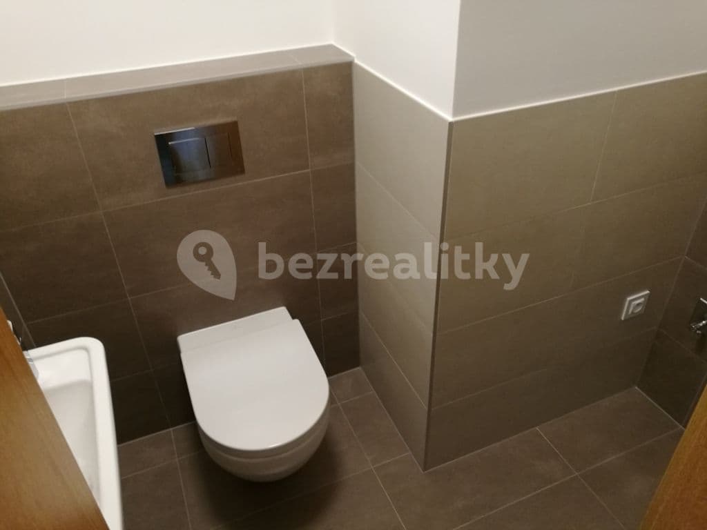 Prenájom bytu 2-izbový 63 m², Zvěřinova, Praha, Praha Prenájom bytu 2-izbový 63 m², Zvěřinova, Praha, Praha