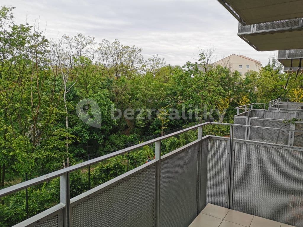 Prenájom bytu 2-izbový 63 m², Zvěřinova, Praha, Praha Prenájom bytu 2-izbový 63 m², Zvěřinova, Praha, Praha
