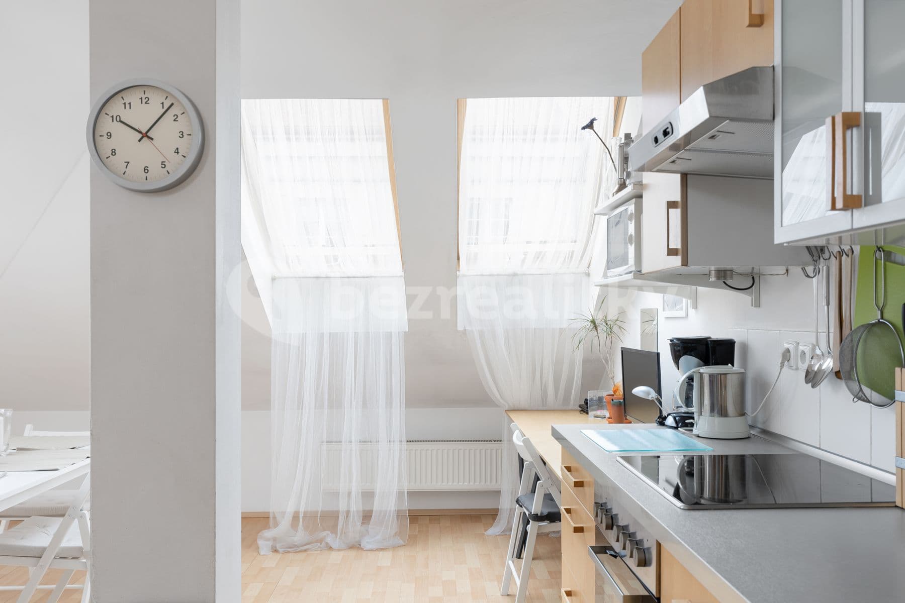 Prenájom bytu 3-izbový 84 m², Matoušova, Praha, Praha Prenájom bytu 3-izbový 84 m², Matoušova, Praha, Praha