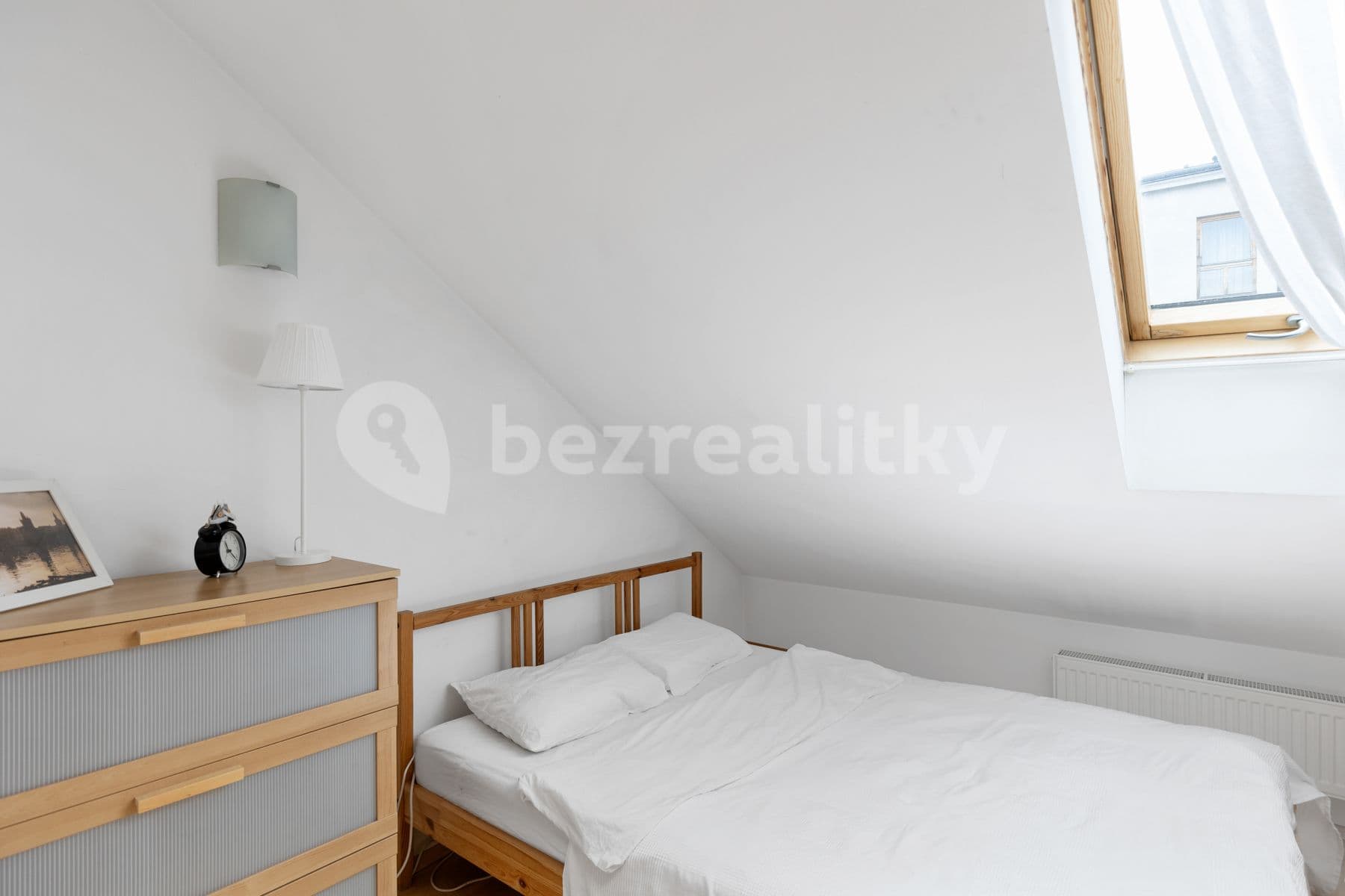 Prenájom bytu 3-izbový 84 m², Matoušova, Praha, Praha Prenájom bytu 3-izbový 84 m², Matoušova, Praha, Praha
