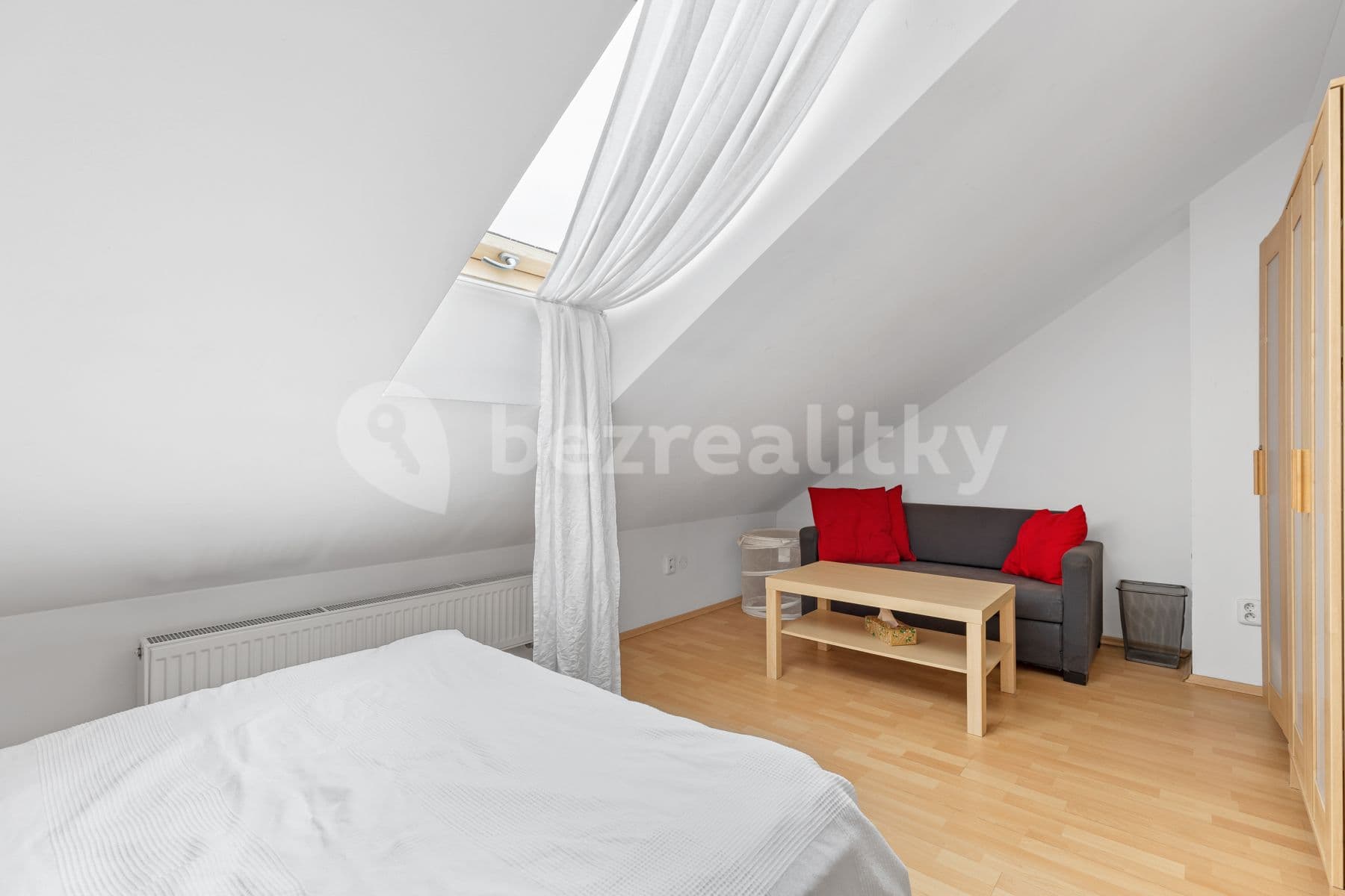 Prenájom bytu 3-izbový 84 m², Matoušova, Praha, Praha Prenájom bytu 3-izbový 84 m², Matoušova, Praha, Praha